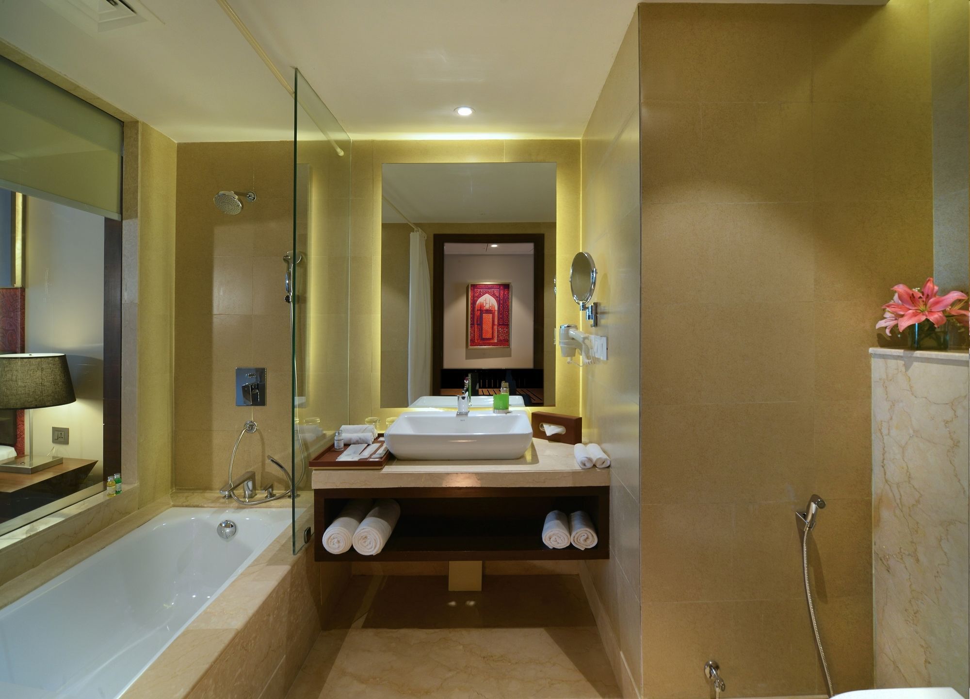 Grand Mercure Agra - An Accor Brand Esterno foto