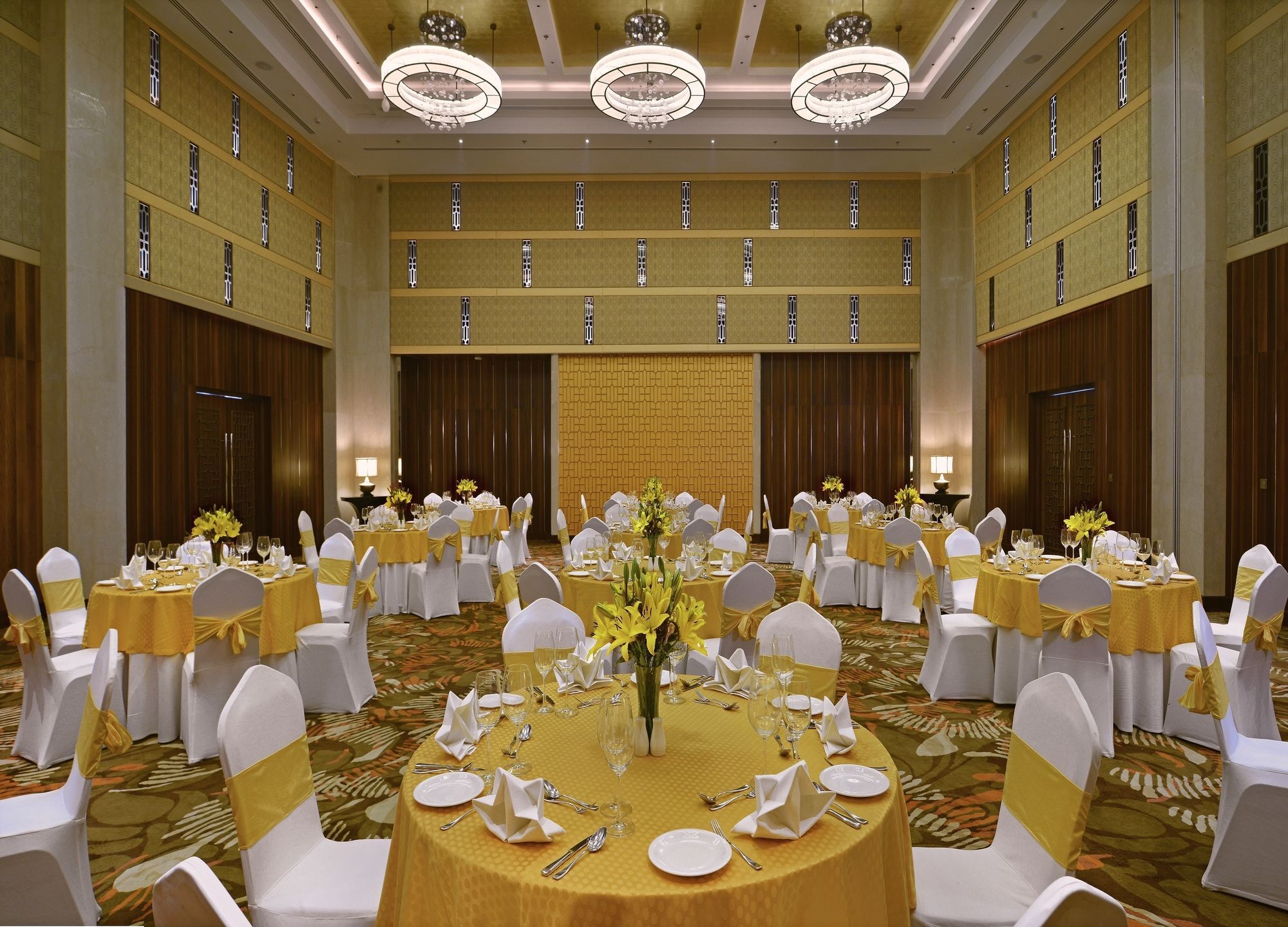 Grand Mercure Agra - An Accor Brand Esterno foto