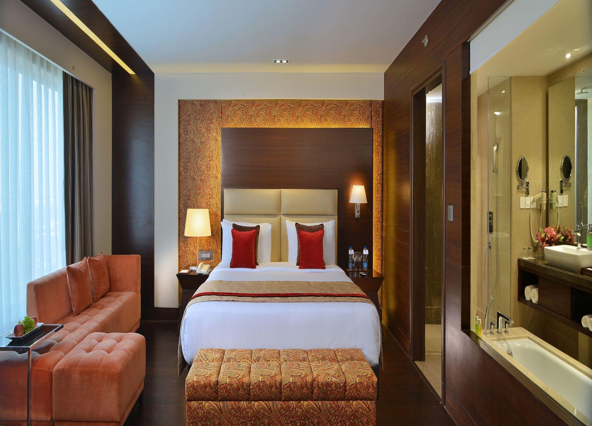 Grand Mercure Agra - An Accor Brand Esterno foto